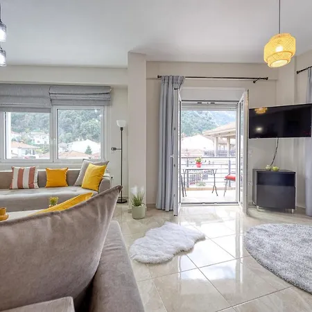 Lägenhet V&v In Vol. 2 Pýli